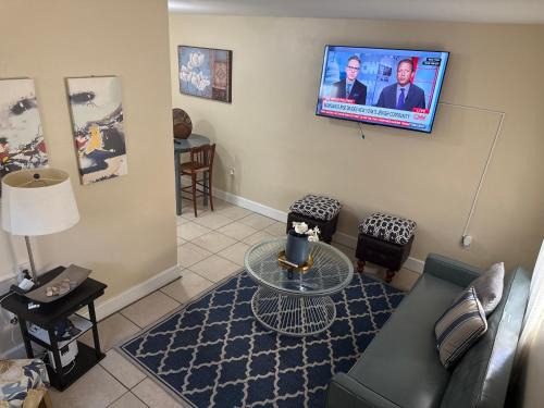 Lantana Apartamento | SeaBreeze Retreat