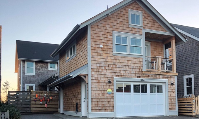 Seabrook Casa | Seabrook's SKYJO: Perfect couples retreat