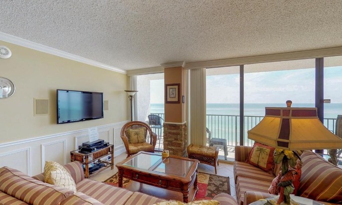 West Panama City Beach Hotel | Seachase 704E