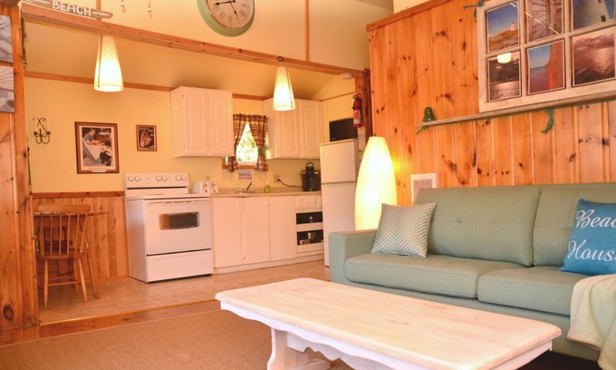 Stanhope Casa | SEACLUSION ROMANTIC ISLAND GETAWAY COTTAGE BY STANHOPE BEACH INNATIONAL PARK