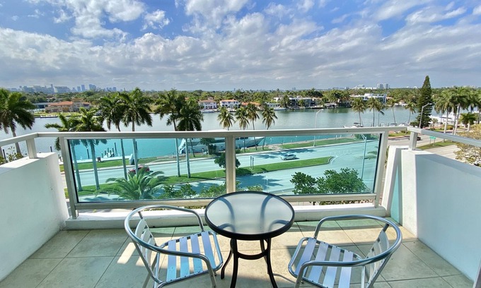 Mid Beach Apartamento | Seacoast by Miami Ambassadors