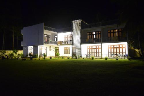 Dickwella Hotel | Seacoast Sanctuary Beach Hotel