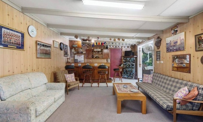 Seacombe Gardens Casa | Seacombe Family Retreat