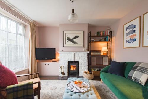 Deal Casa | Seafarer by Keepers Cottages