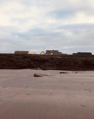 Quilty Casa | Seafield House at the beach