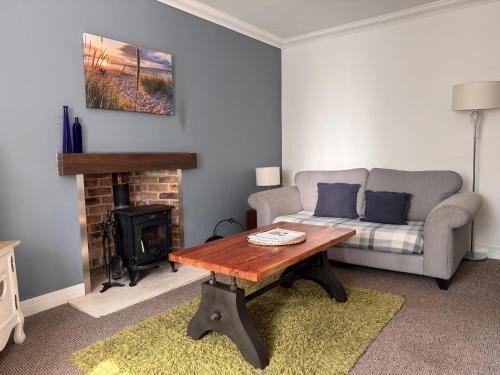 Nairn Casa | Seaforth Cottage -Dog friendly, Historical Fishertown, central location