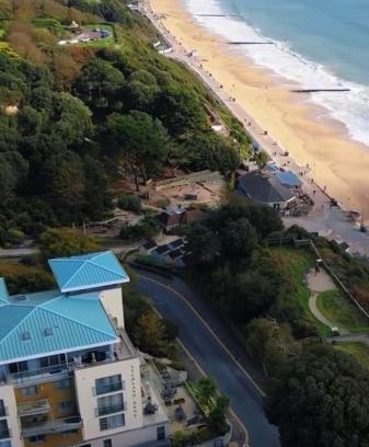 Westbourne Apartamento | Seafront Apartment Azure
