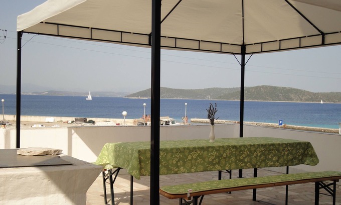 Drvenik Mali Apartamento | Apartamentos frente al mar Villa Ana con impresionantes vistas al mar