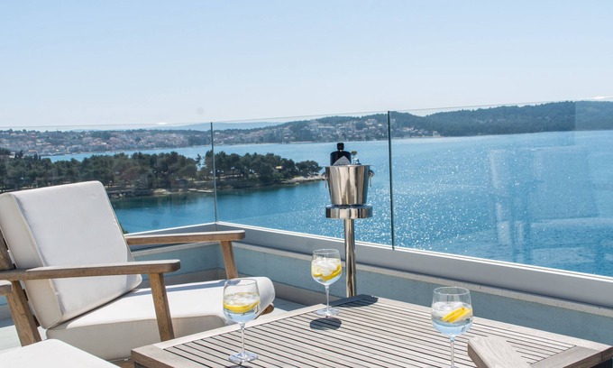 Trogir Apartamento | Seafront Luxury Apartments Fun