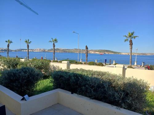 Qawra Casa | Seafront Semi-Villa with Stunning Seaview