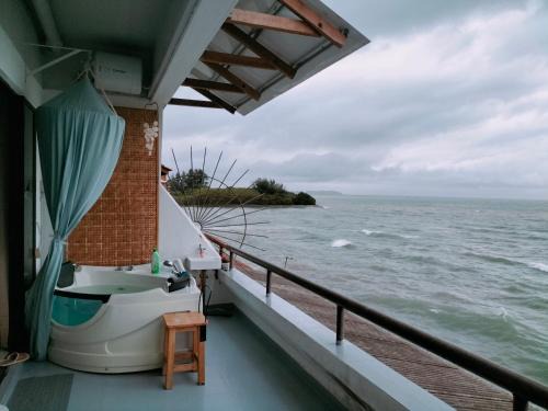 Taman Haji Zainal Apartamento | Seafront SunsetSpa