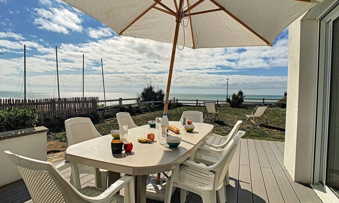 Hauteville-sur-Mer Casa | CASA RENOVADA POR EL MAR 7 PERSONAS
