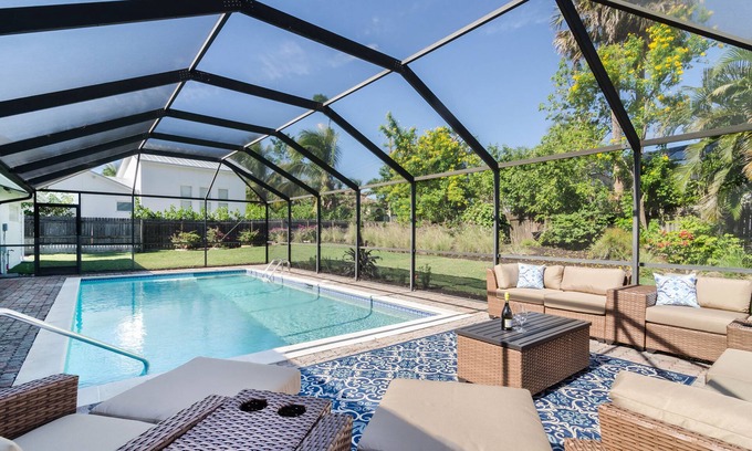 Coquina Sands Casa | SEAGLASS COTTAGE en Coquina Sands - ¡Recientemente renovado, a pie de la playa!