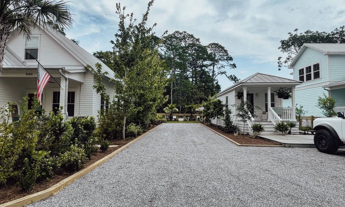 Watercolor Alquiler De RV | Seagrove Beach RV spot on 30A + pool!