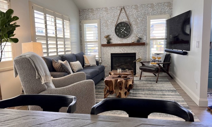 Oxnard Shores Cabaña | Seahorse Cottage Luxe