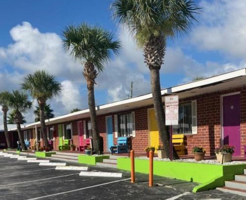 New Smyrna Beach Hotel | Seahorse Inn