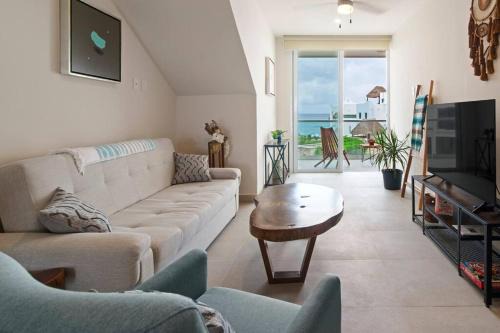 Akumal Apartamento | Seahorse Private Rooftop Hot tub Ocean View Beach Access 11 Pools