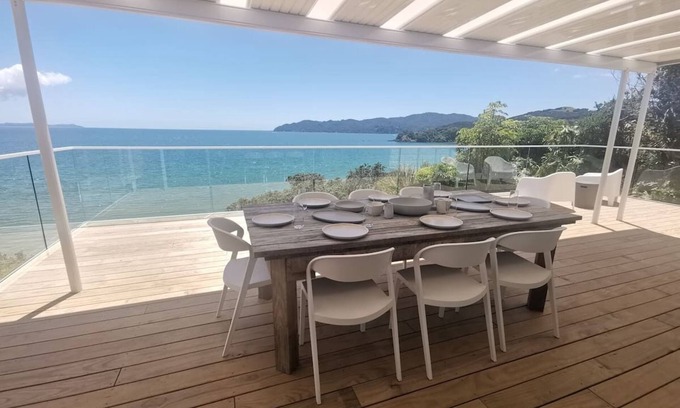 Coopers Beach Casa | Seapoint - Coopers Beachfront
