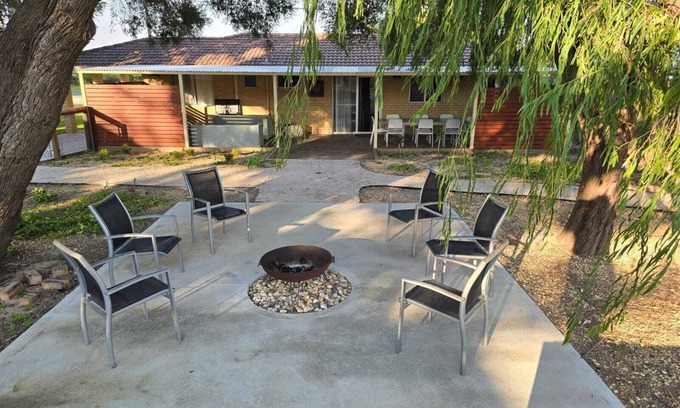 Lancelin Casa | Seas The Day