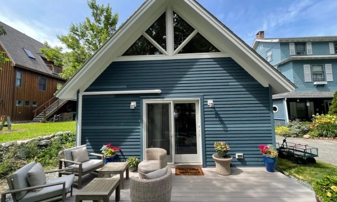 Bar Harbor Cabaña | Seascape Cottage