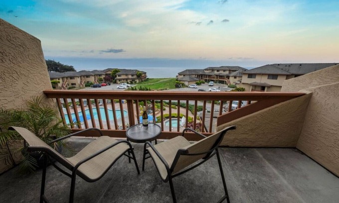 Rio del Mar Condominio | ¡Despierta con la vista y el sonido del océano!