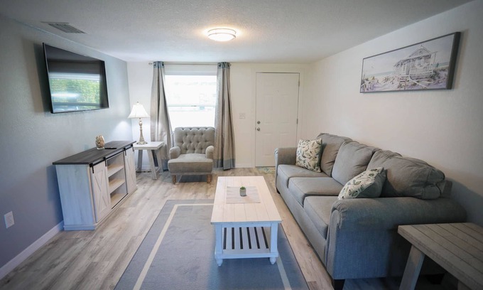 South Venice Apartamento | Seashell Room Manasota Delux Villas