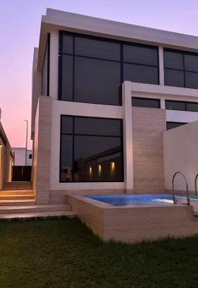Dhahran Chalet De Esquí | SeaShell Villa
