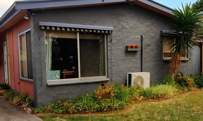 Rosebud Casa | Seashells by the Sea Shore