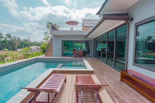 Nong Thale Villa | Seashine Private Pool Villa at Klong Muang