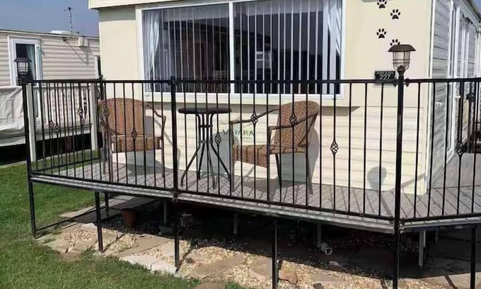 Mablethorpe and Sutton Chalet De Esquí | Seaside 3 bed, dog friendly Caravan in Mablethorpe