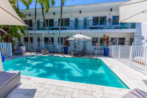 North Beach Hotel | Seaside All Suites Hotel