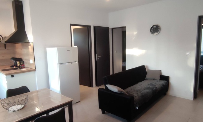 La Jetee Apartamento | Seaside apartment with sandy beach and numerous seaside activities