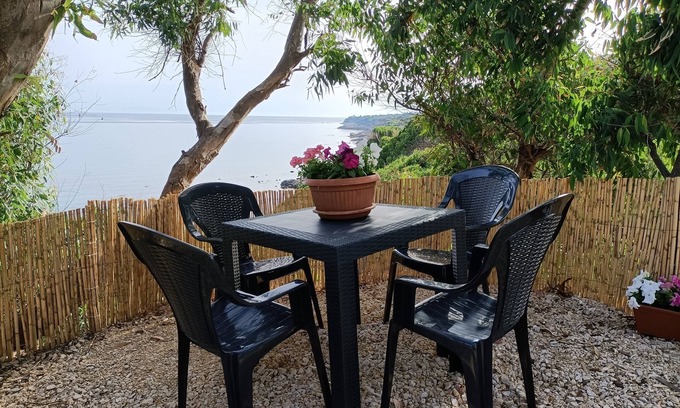 Castelsardo Apartamento | Seaside apartments with breathtaking sunsets over the Gulf of Asinara