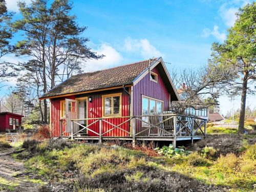 Ellos Casa | Seaside Charm in Flaton Retreat-By Traum
