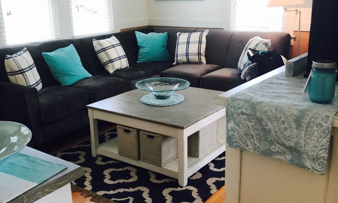 Wellfleet Cabaña | Seaside Coqueto Wellfleeter Cottage en Mayo Beach con 400 pies de playa privada