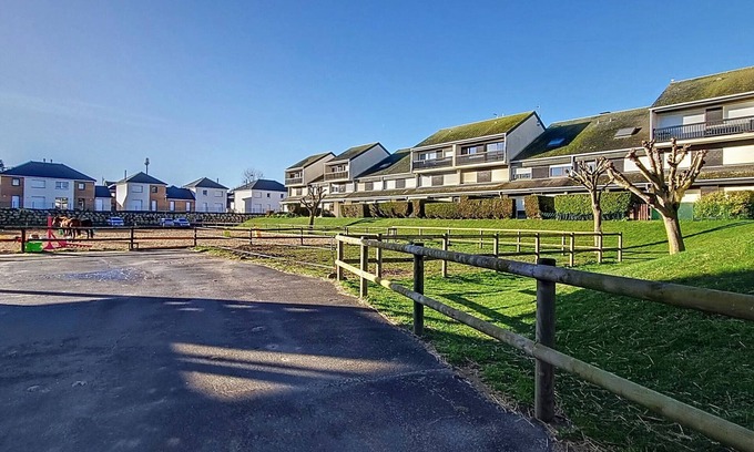 Courseulles-sur-Mer Apartamento | Apartamento dúplex cerca del mar para 8 personas