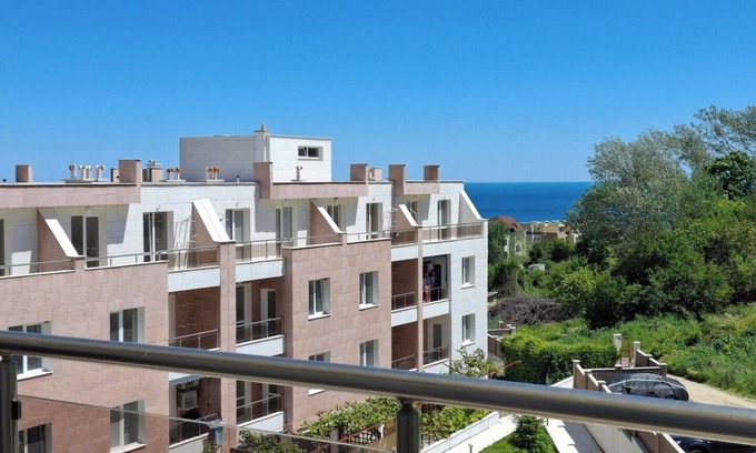 Byala Apartamento | Seaside Escape Studio