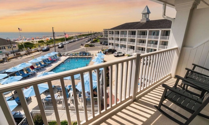 Cape May Hotel | Seaside Getaway | Stunning Views, Resort Amenities & Beach Access