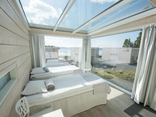 Kemi Complejo | Seaside Glass Villas
