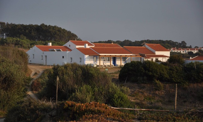 Zambujeira do Mar Casa | Seaside guest house. Carvalhal Beach