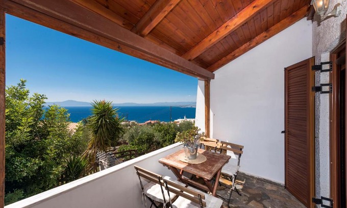 Paralia Vergas Apartamento | Seaside Heaven - Sunset views close to the beach