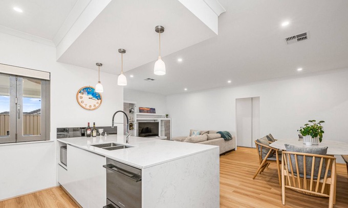 Two Rocks Casa | Seaside Holiday Haven at Two Rocks-Marina, Golf