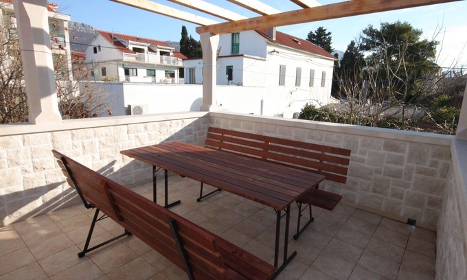 Kastel Novi Casa | Casa de vacaciones junto al mar Kastel Novi, Kastela (K-7554)