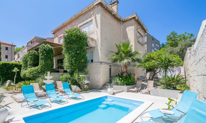 Bacvice Casa | Villa de lujo junto al mar con piscina Split (K-23559)