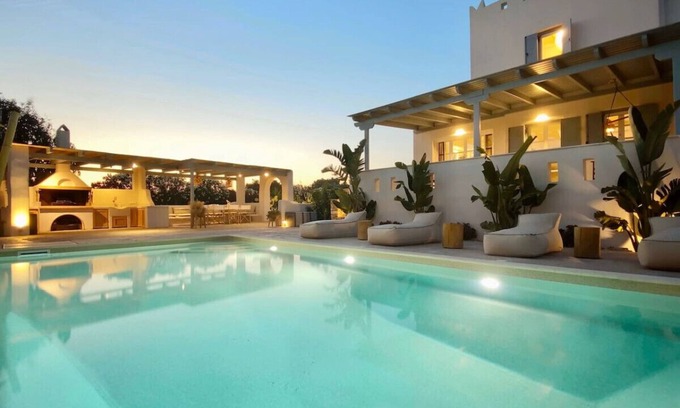 Plaka Villa | Seaside Naxos Villa Ariadne con piscina privada 4 BDR / 3 BAÑOS en Plaka Beach