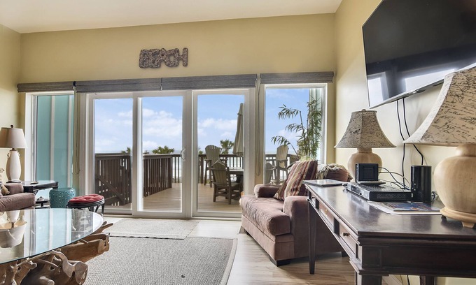 West Panama City Beach Condominio | Seaside Pointe by Book That Condo