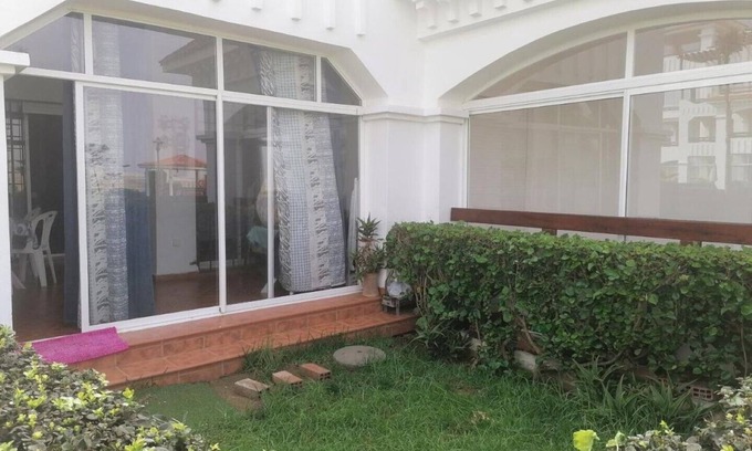 Asilah Beach Apartamento | Seaside Poolside Cozy Apartment