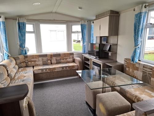 Dymchurch Apartamento | Seaside retreat - 3 bedrooms with decking sleeps 8