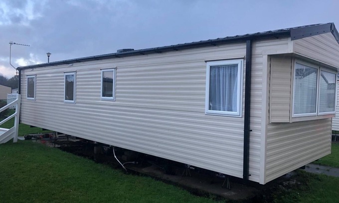 Fleetwood Cabina | Seaside Retreat in Fleetwood