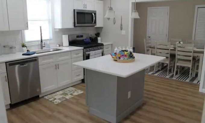 Villas Casa | Seaside Sanctuary Home near Cape May. Pet Friendly!